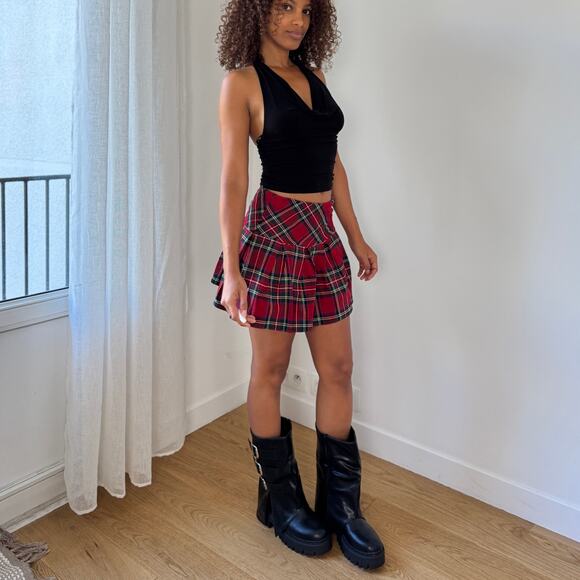 Vintage Italian Tartan Pleated Mini Skirt with Bias Waistband (XS/S) - Picture 4 of 8